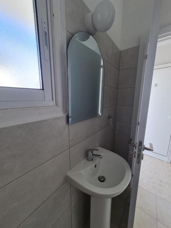 Almyria Apartments - By Imh Travel & Tours Pafos Exterior foto
