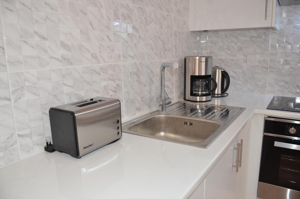 Almyria Apartments - By Imh Travel & Tours Pafos Exterior foto