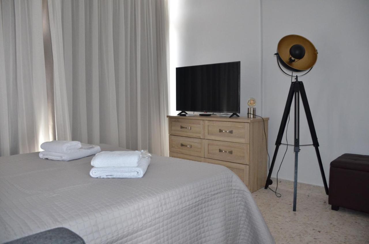 Almyria Apartments - By Imh Travel & Tours Pafos Exterior foto